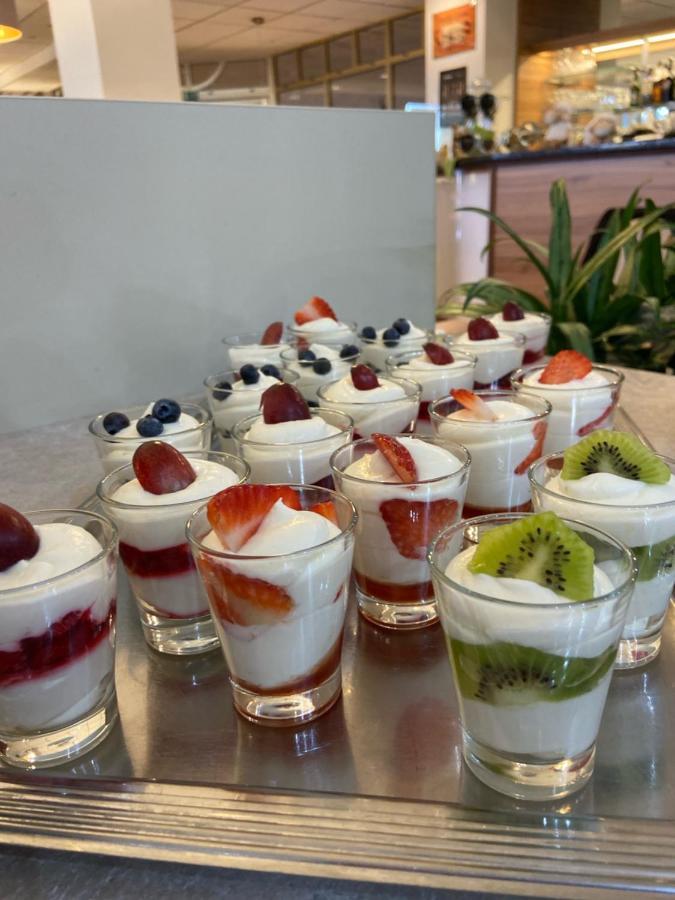 Garni Hotel Pyramida Cheb Buitenkant foto
